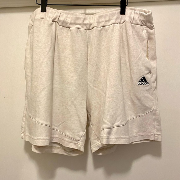 ADIDAS BOTANICAL DYE 7" Terry Mens SHORT Size 2XL Casual Athleisure Sporty Beige - Picture 5 of 12